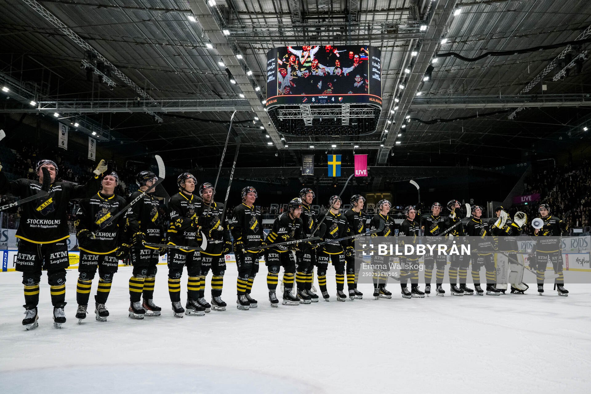 AIKs spelare jublar