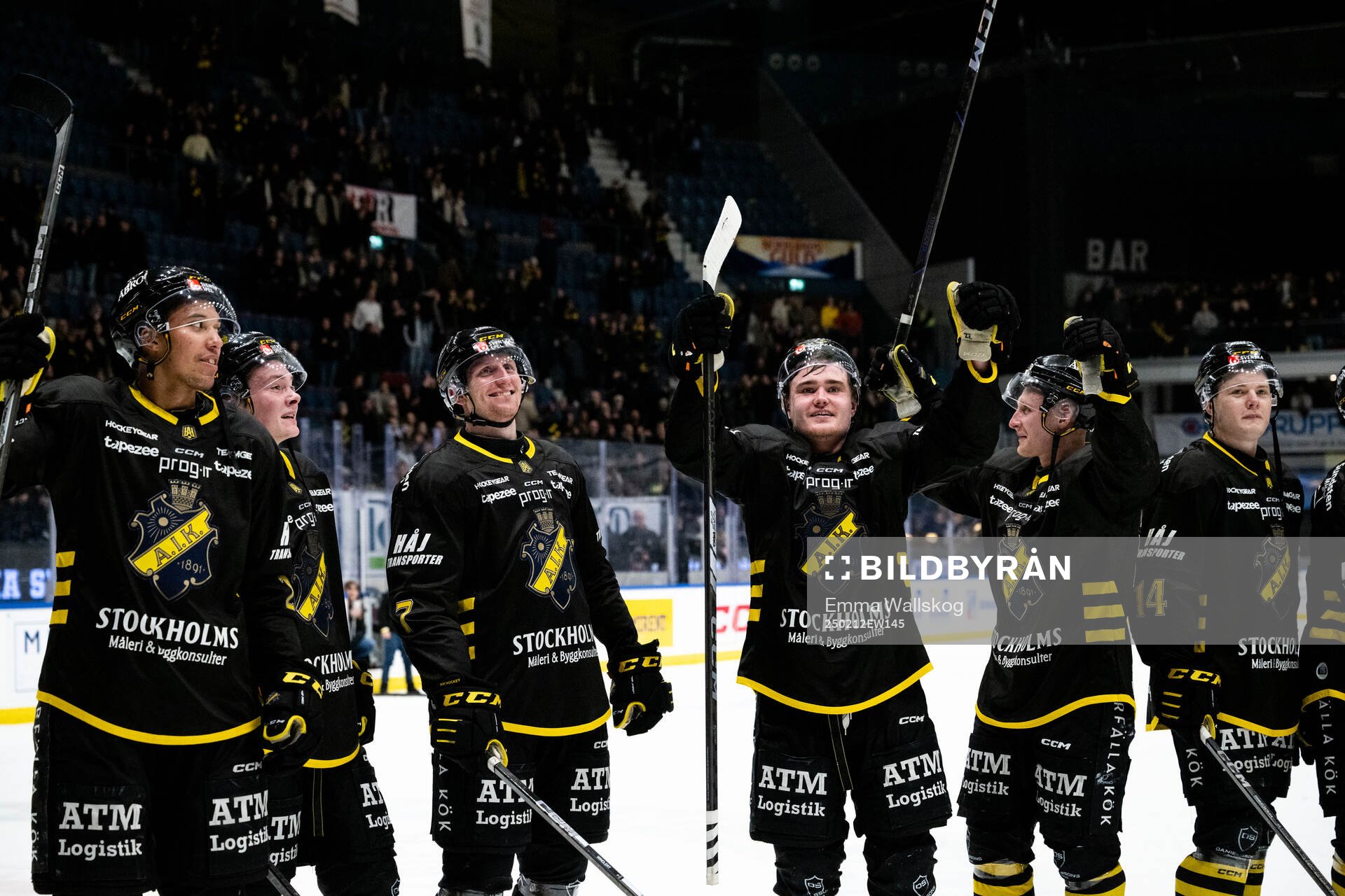 AIKs spelare jublar