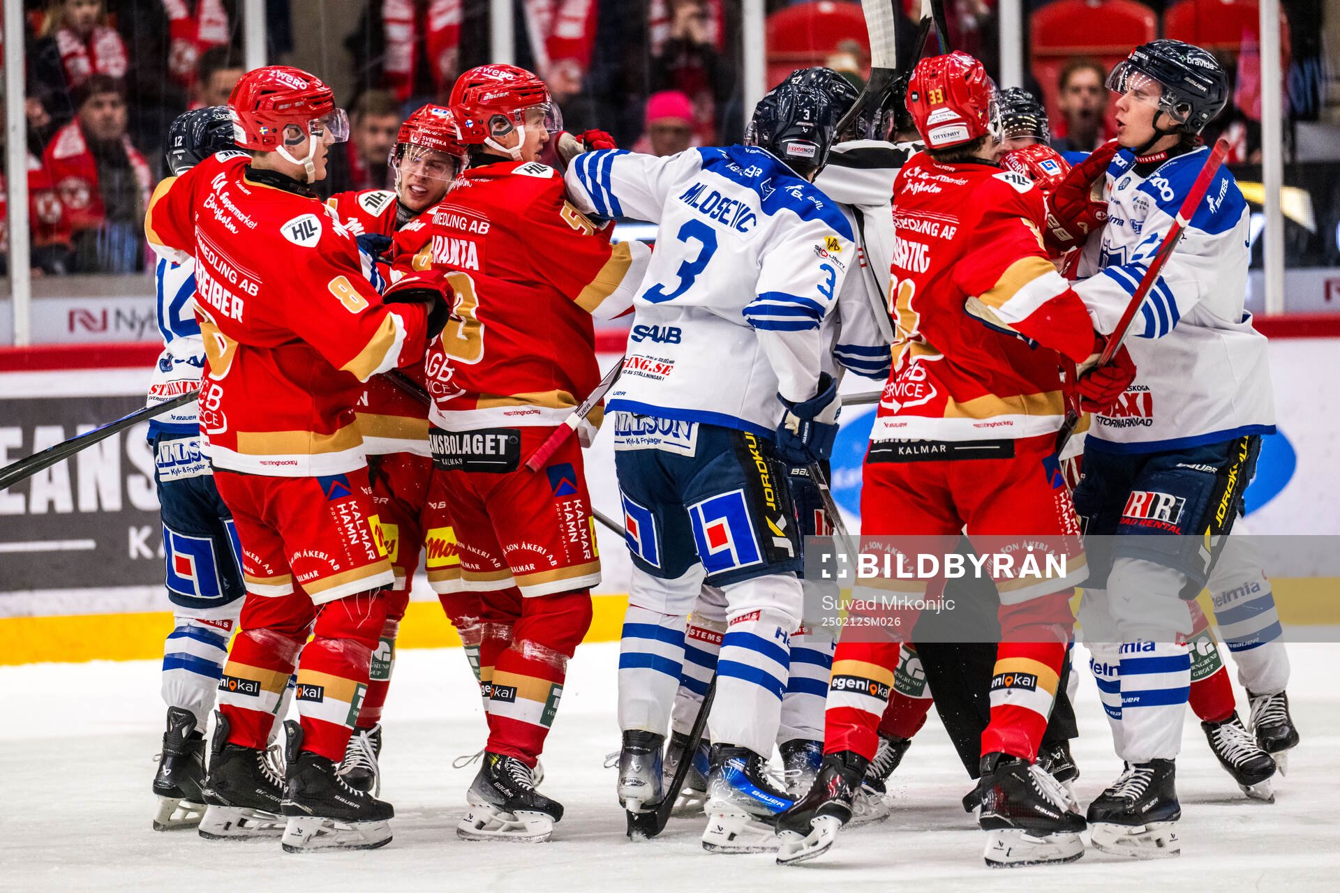 Bråk mellan lagen