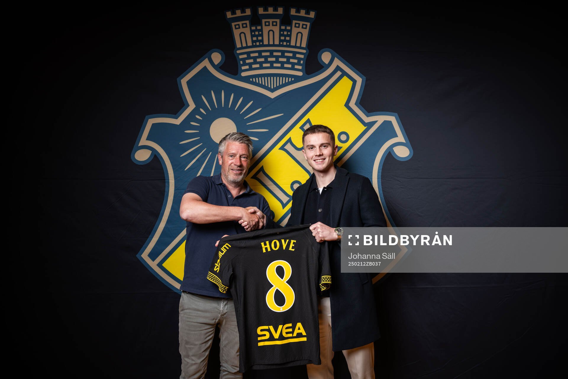 AIKs sportchef Thomas Berntsen och Johan Hove