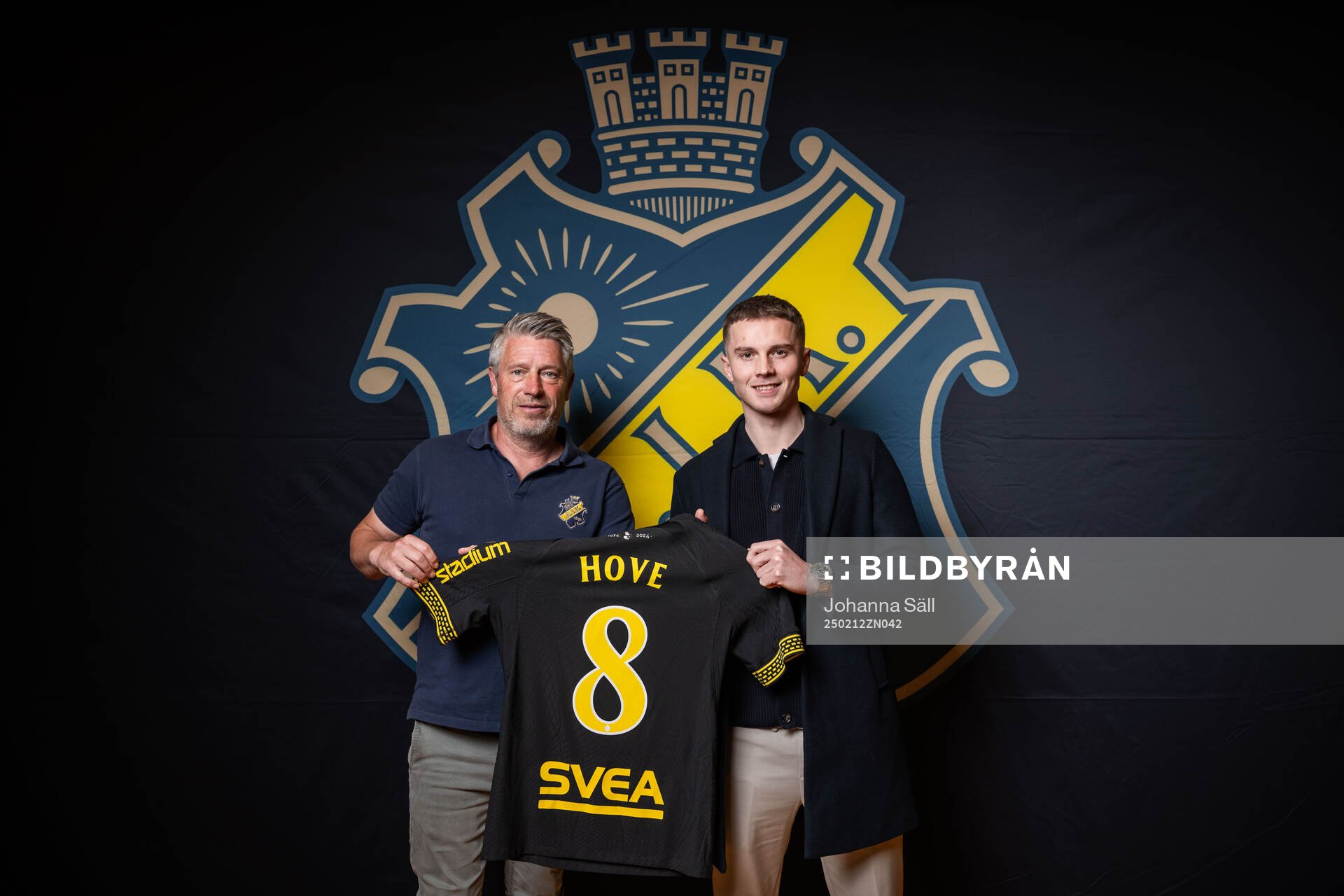 AIKs sportchef Thomas Berntsen och Johan Hove