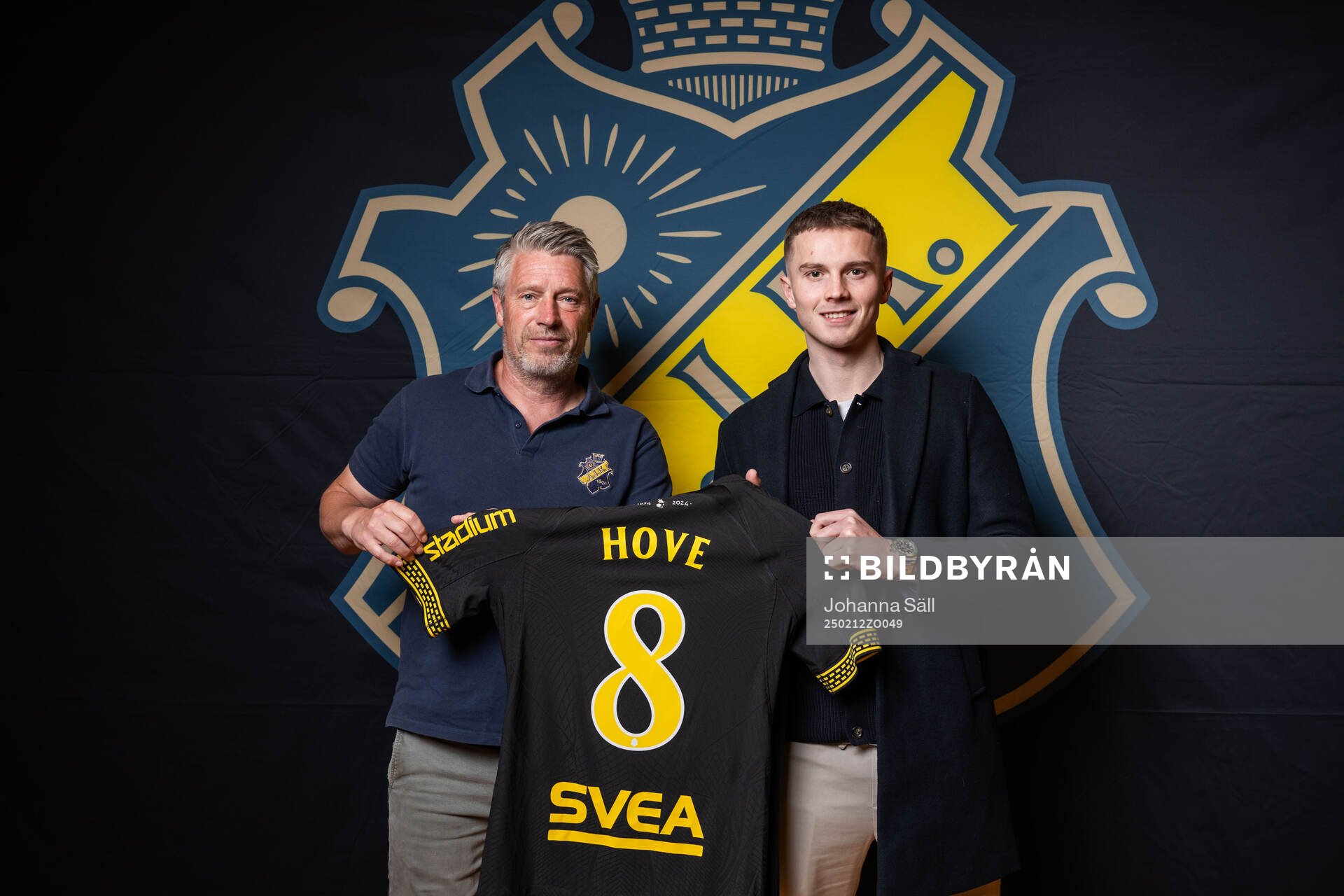AIKs sportchef Thomas Berntsen och Johan Hove