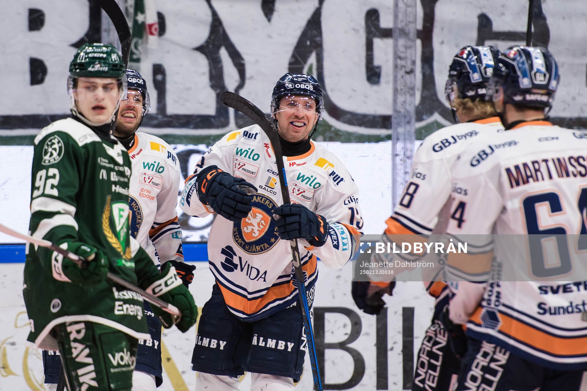 Växjös Manuel Ågren jublar