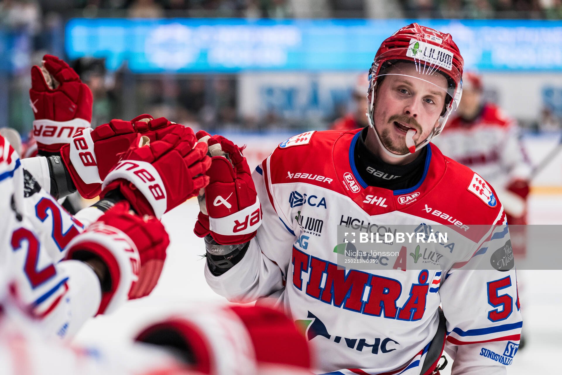 Timrås Jonathan Dahlén jublar