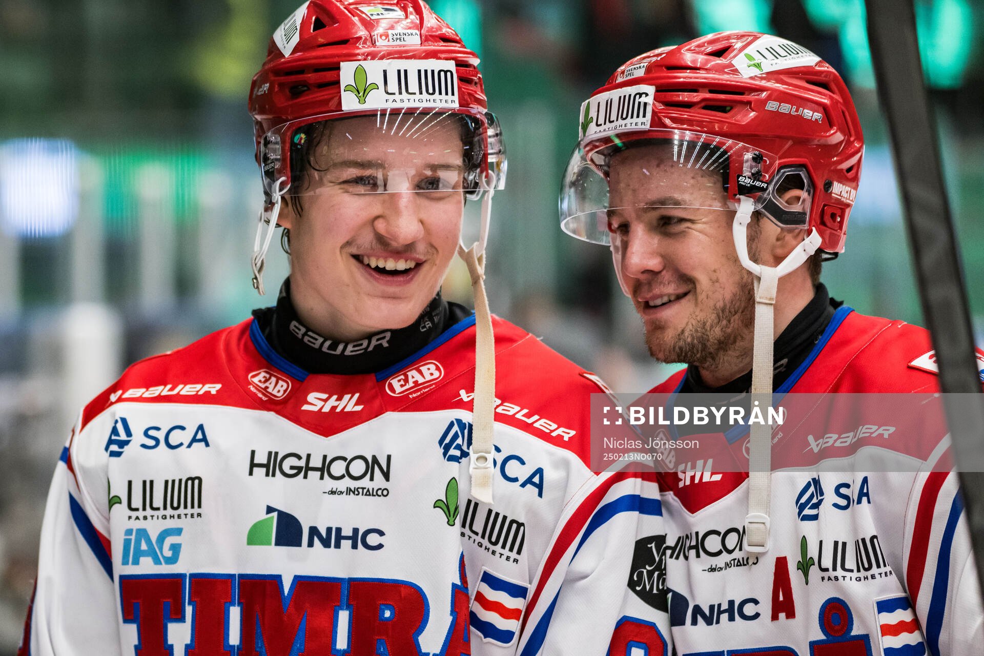 Timrås Oliver Kapanen och Filip Hållander jublar