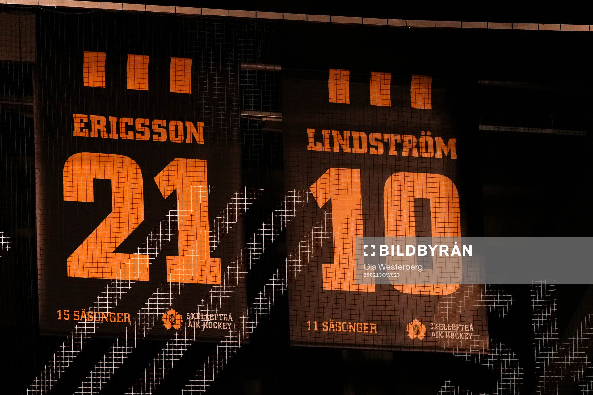 Tröjorna hissade i taket för Jimmie Ericsson och Joakim