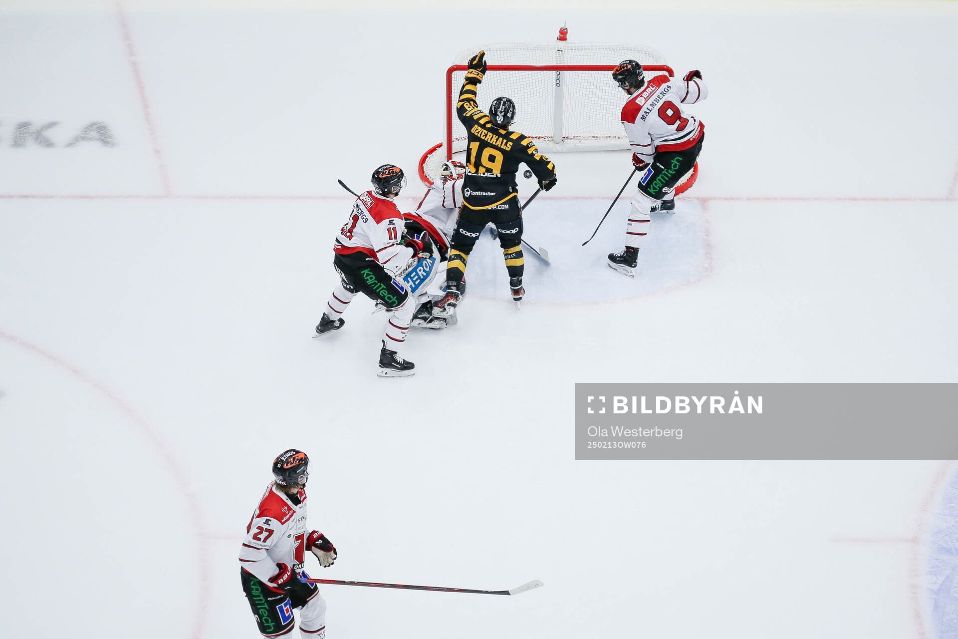Skellefteås Martins Dzierkals gör avgörande 3-2 och
