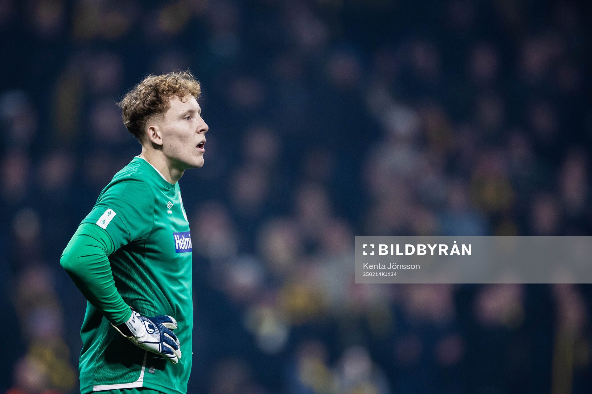 Degerfors målvakt Rasmus Forsell under fotbollsmatchen i Svenska Cupen mellan AIK och Degerfors den 14 februari 2025 i Stockholm. 