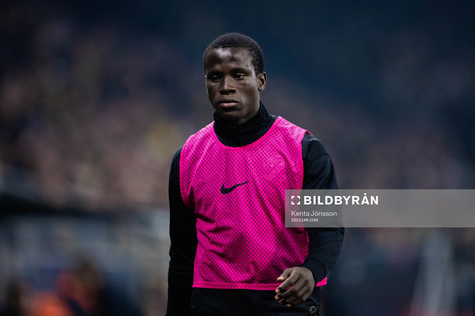 AIKs Stanley Wilson Omondi under fotbollsmatchen i Svenska Cupen mellan AIK och Degerfors den 14 februari 2025 i Stockholm. 