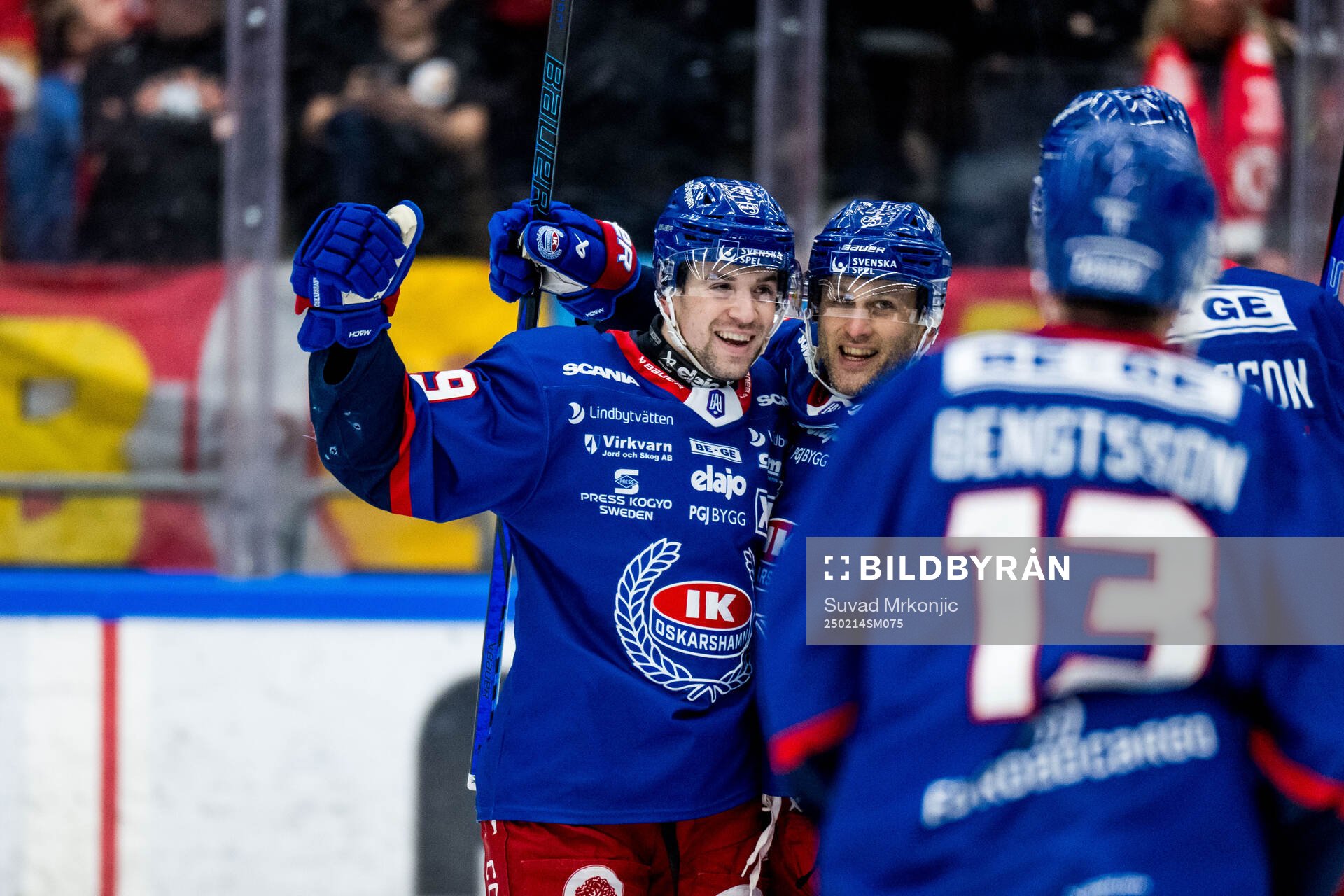 Oskarshamns Michael Joyaux jublar med lagkamrater