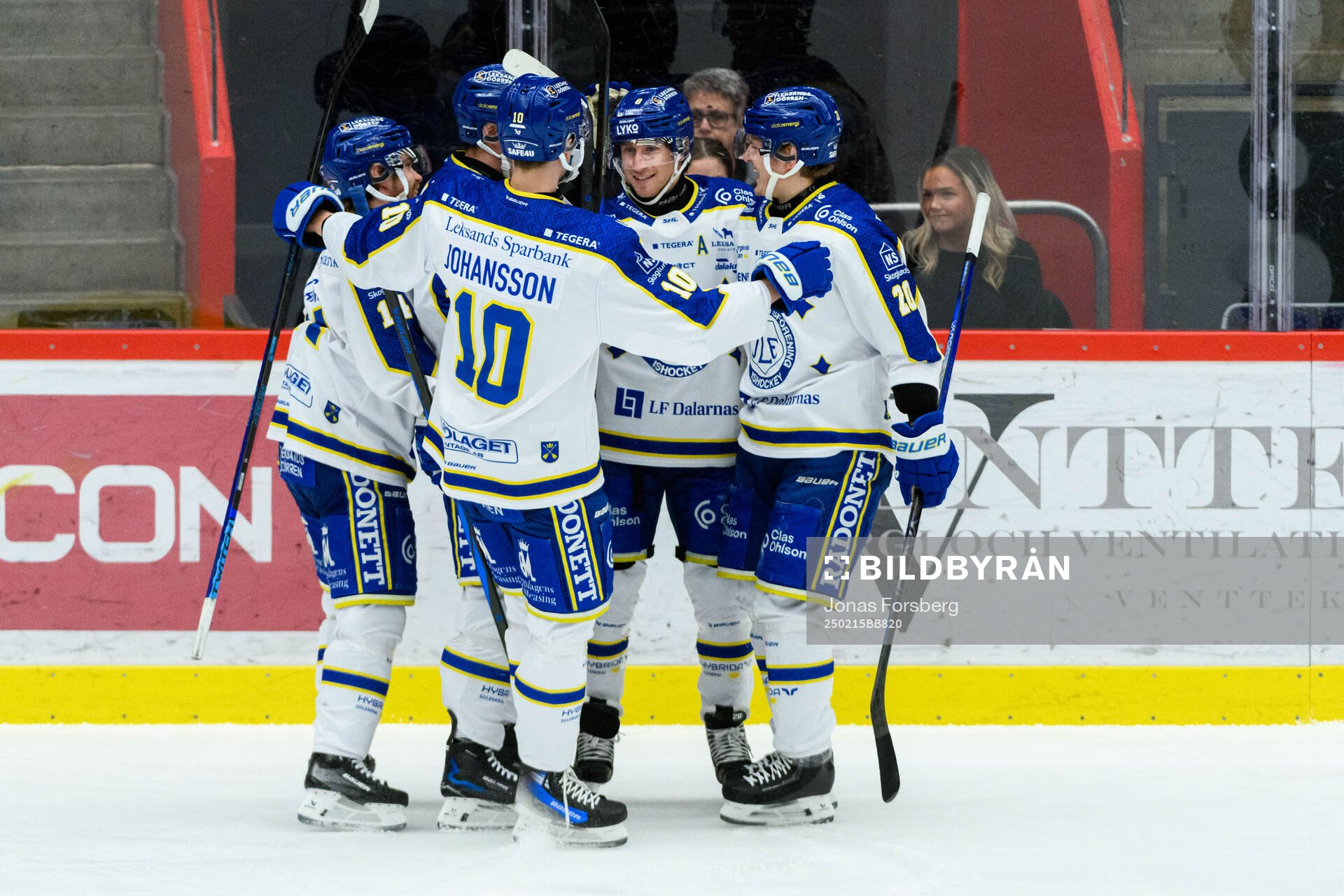 Leksands spelare jublar