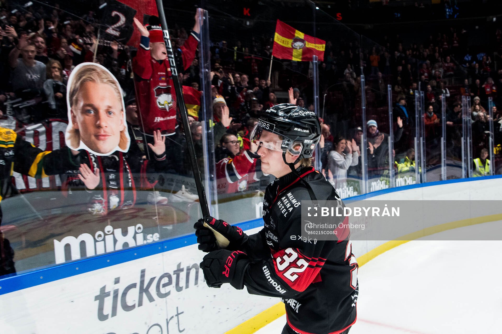 Malmö Redhawks Joona Ikonen jublar
