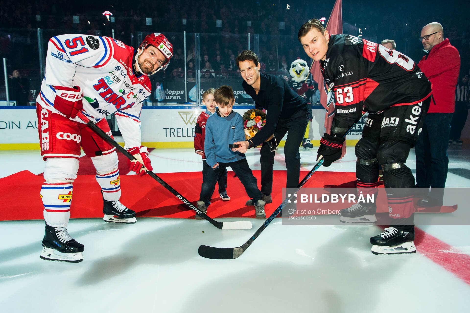 Timrås Anton Lander och Malmö Redhawks Fredrik Händemark