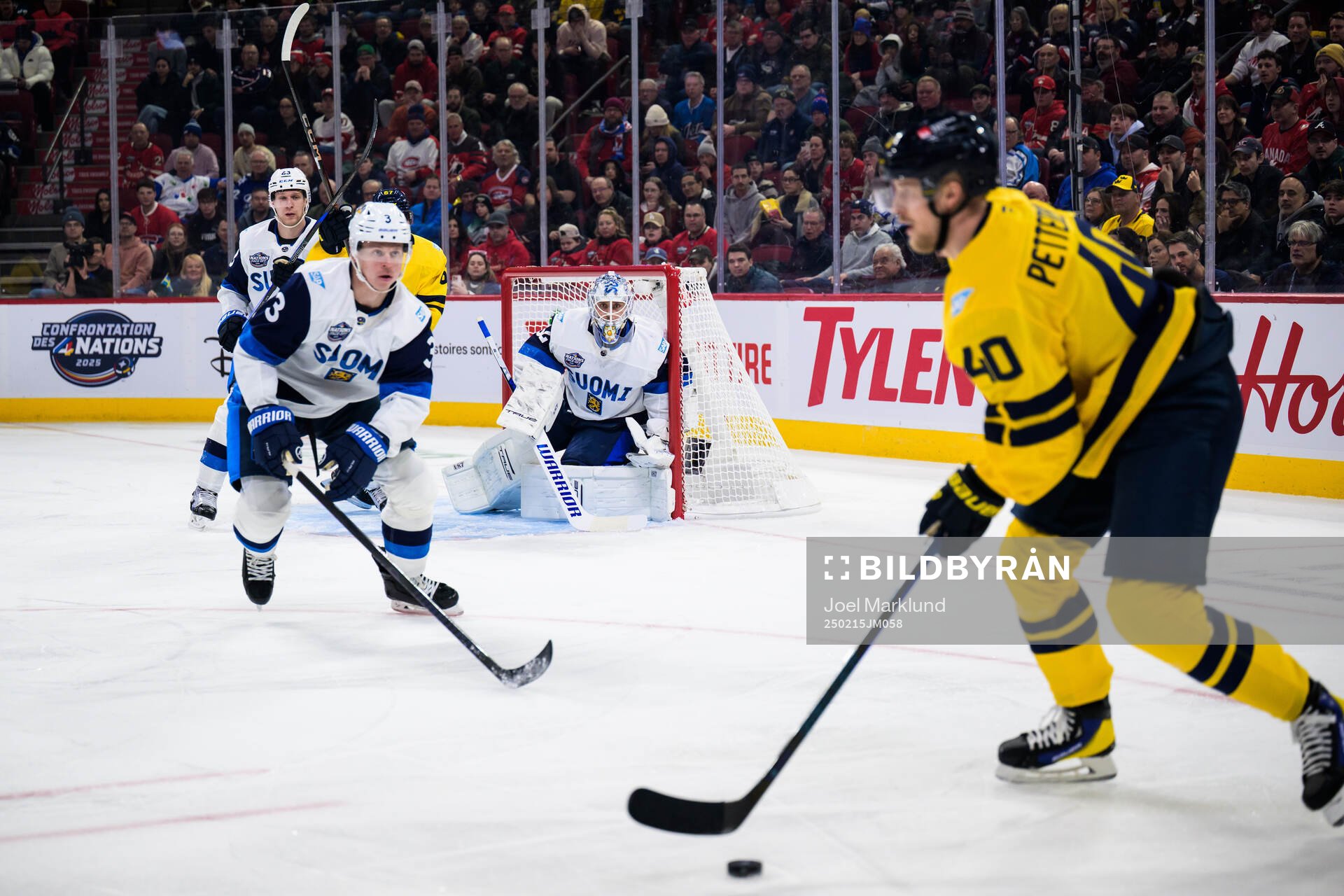Goaltender Kevin Lankinen of Finland