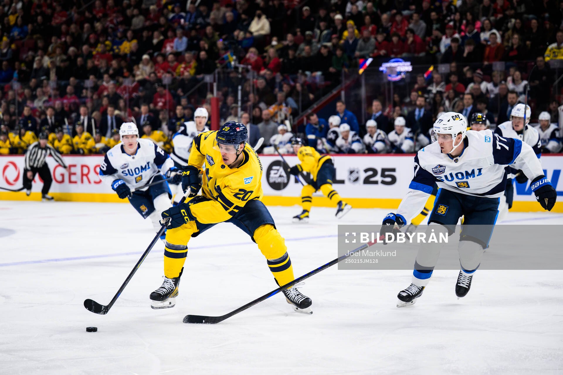 Joel Eriksson Ek of Sweden and Niko Mikkola of Finland