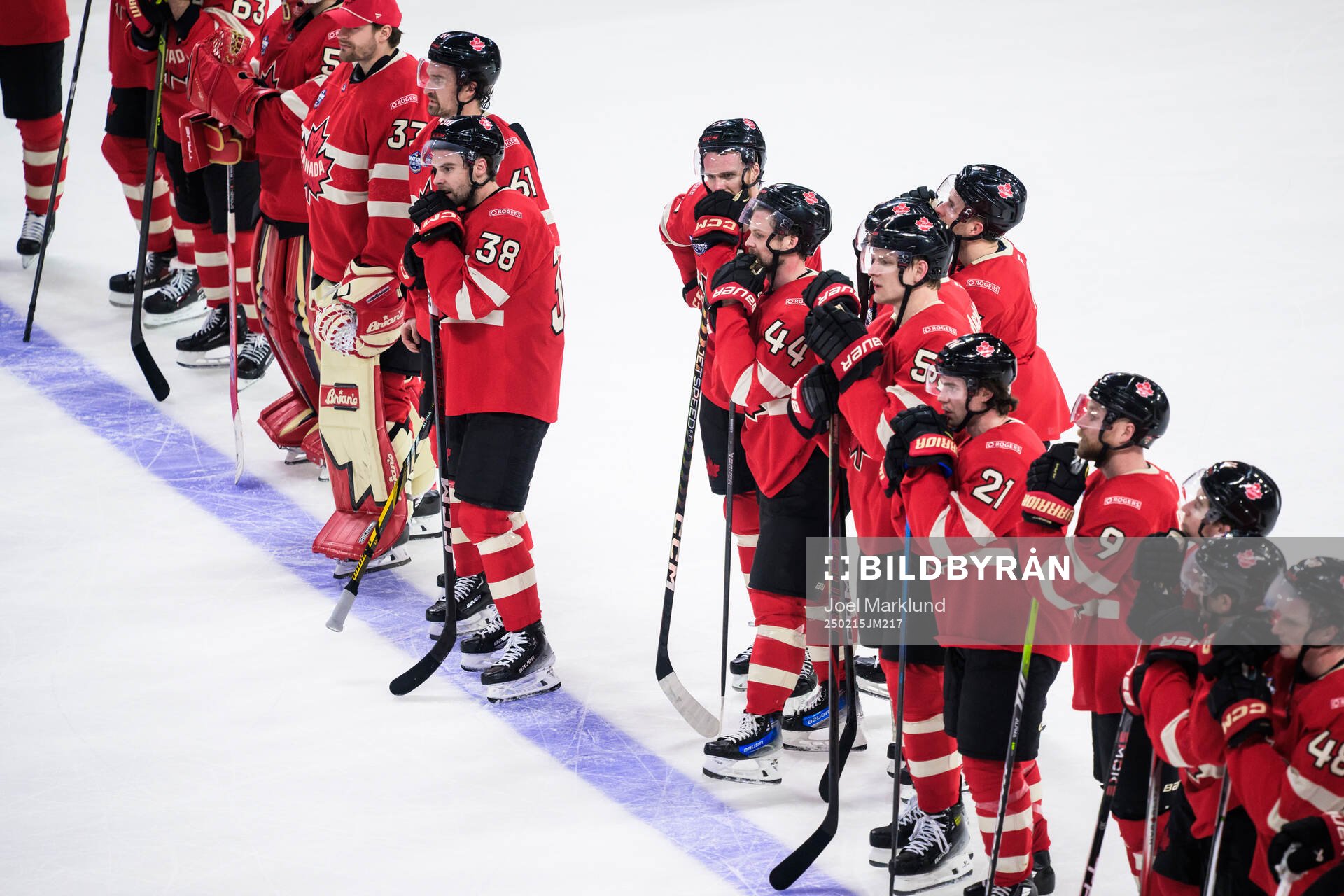 Players of Canada look dejected