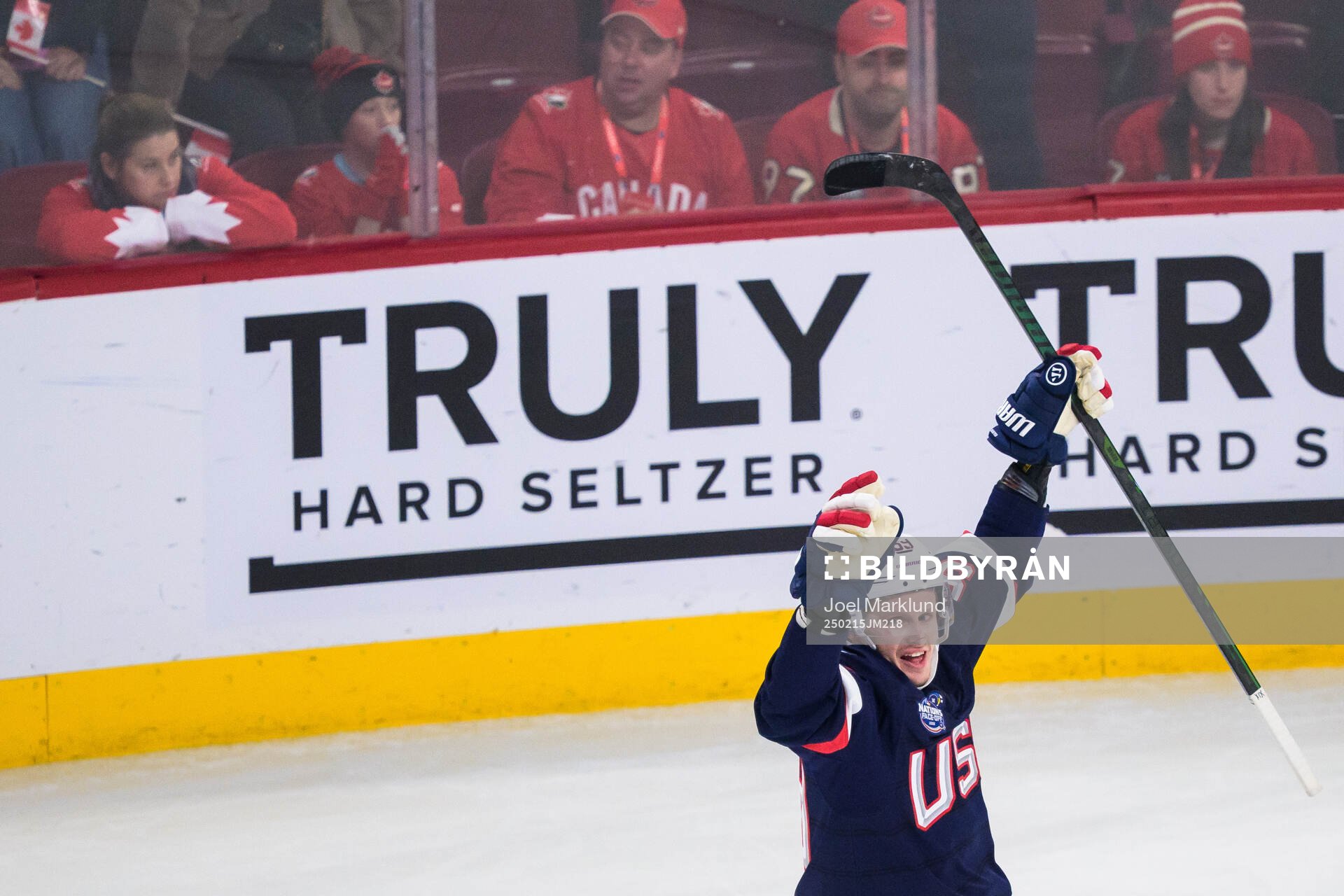 Jake Guentzel of USA celebrates