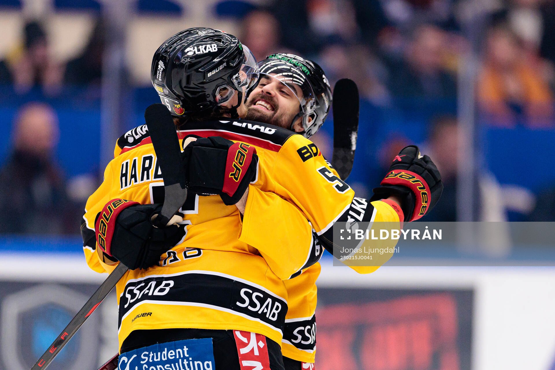 Luleås Marcus Hardegård och Frederic Allard jublar
