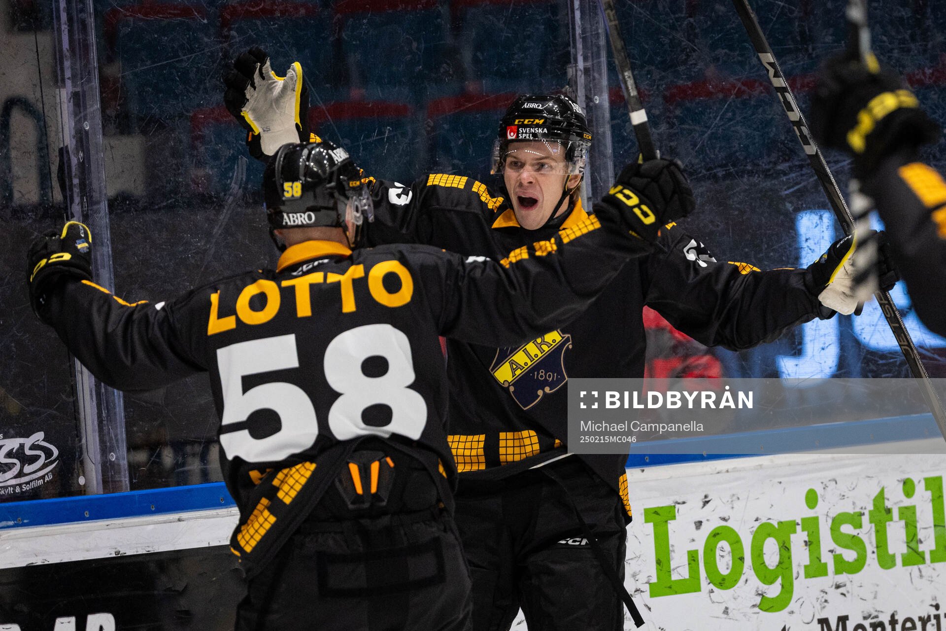 AIKs Albert Sjöberg jubilar med Oskar Magnusson