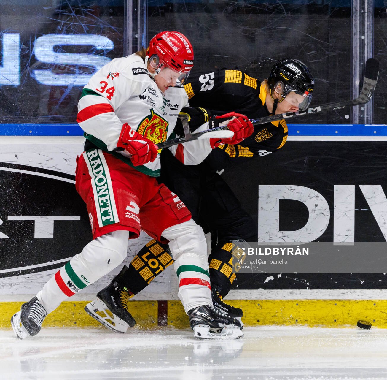 Moras Kalle Carlsson och AIKs Albert Sjöberg