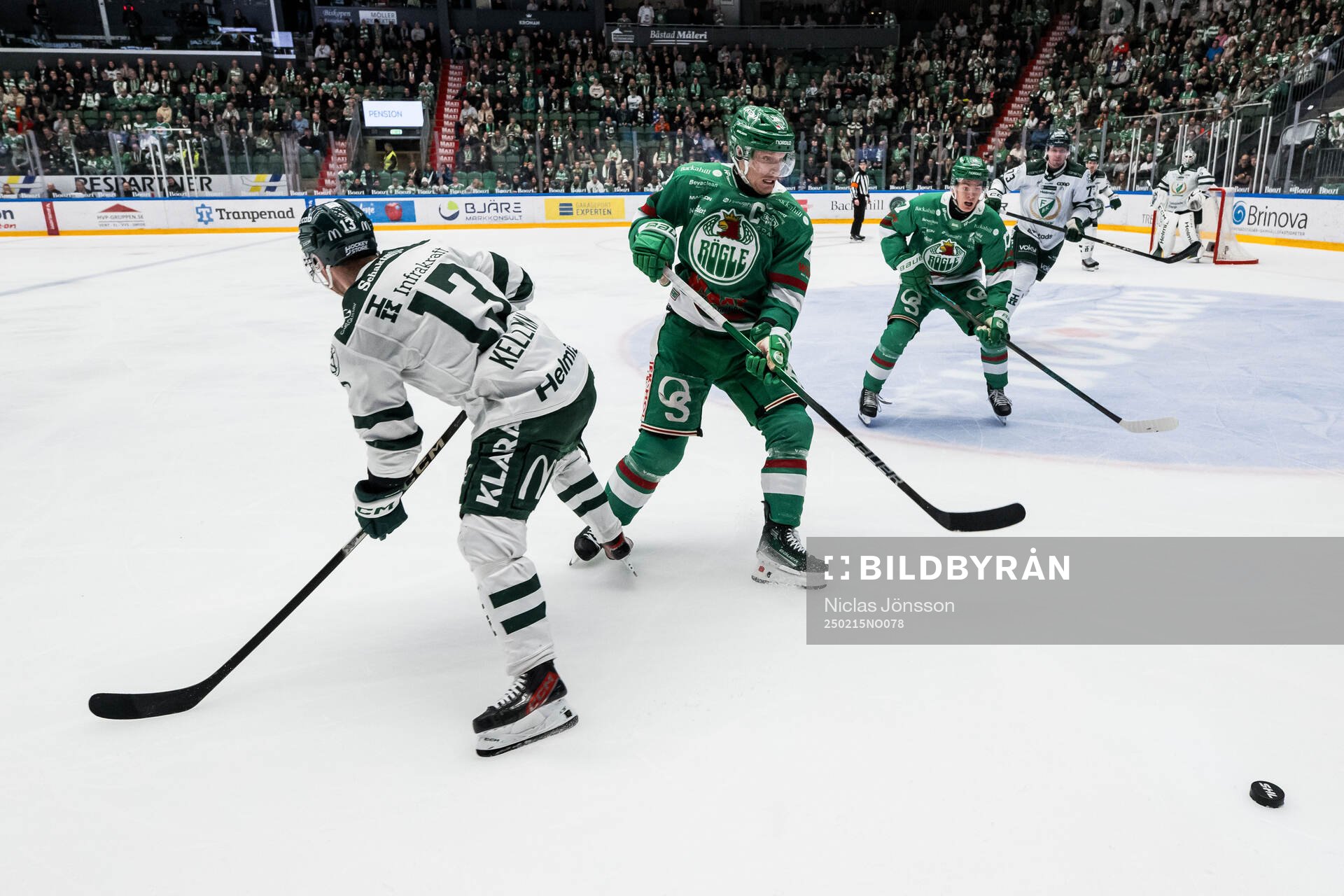 Färjestads Joel Kellman och Rögles Anton Bengtsson