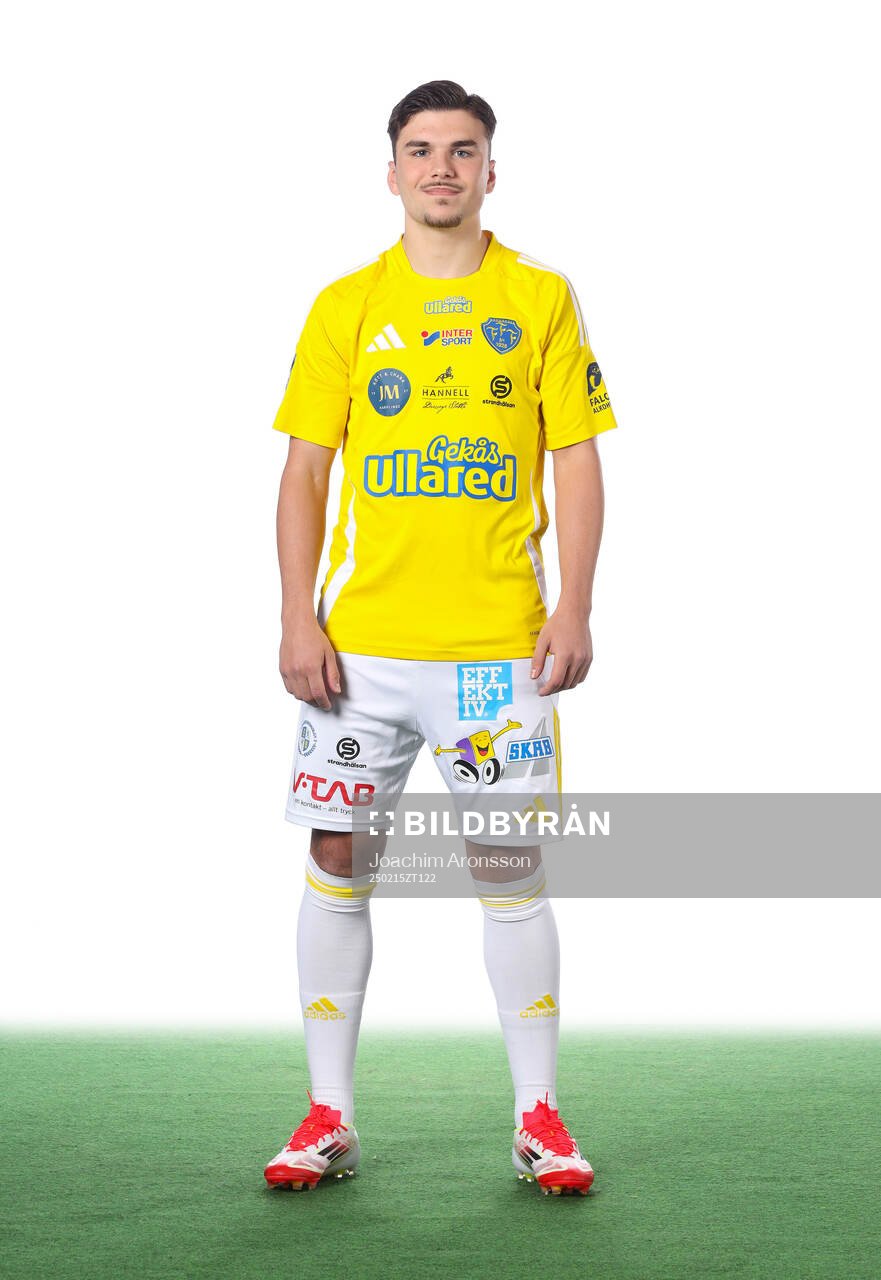 Falkenbergs Melwin Kocanovic  poserar för ett porträtt den 15 februari 2025 i Falkenberg.