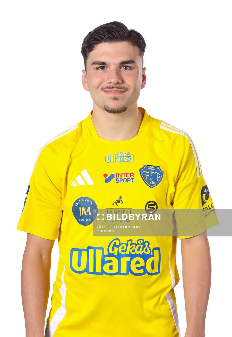 Falkenbergs Melwin Kocanovic poserar för ett porträtt den 15 februari 2025 i Falkenberg.