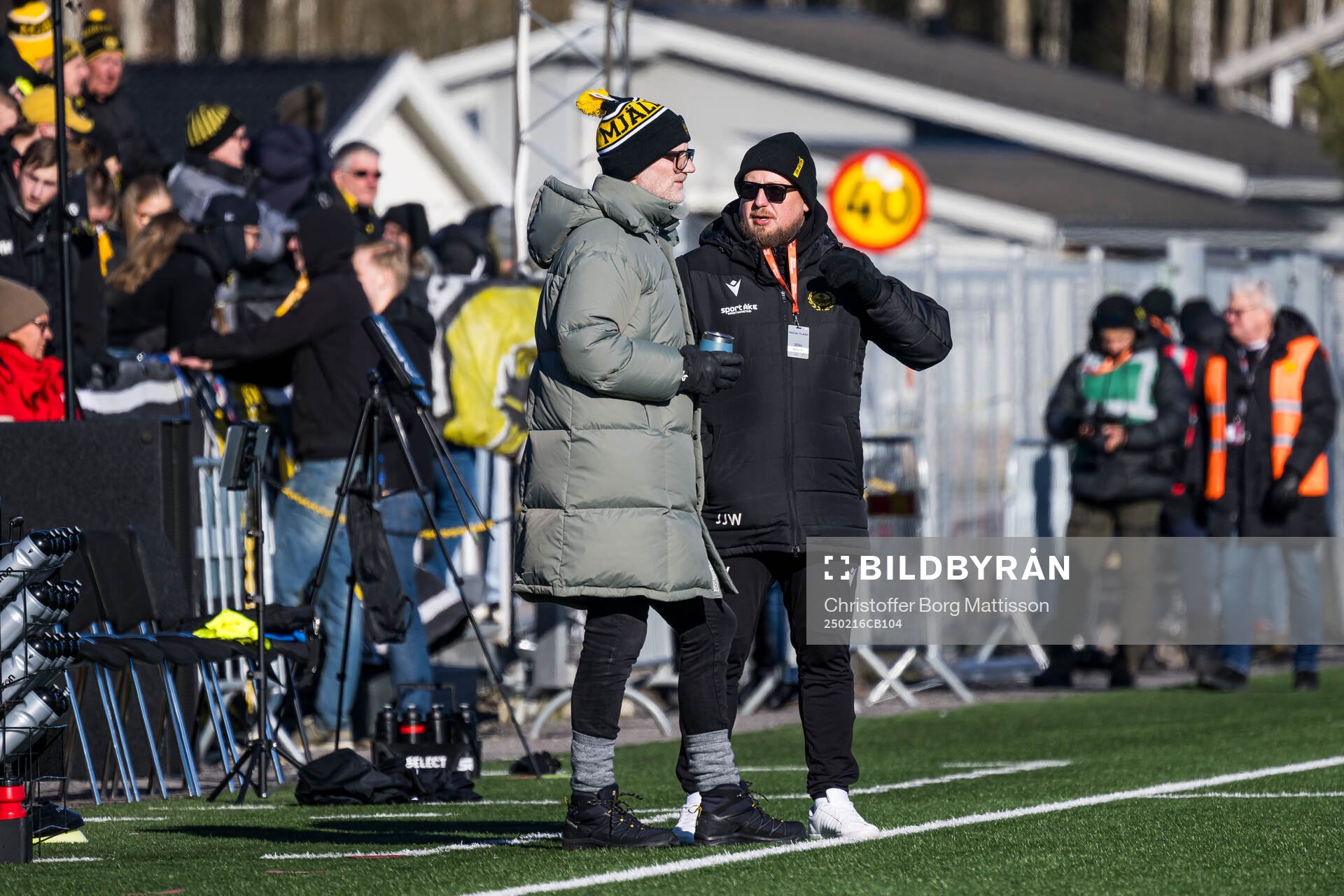 Mjällbys kommunikationsansvarige Jesse James Wahlberg under fotbollsmatchen i Svenska Cupen mellan Mjällby och Landskrona den 16 februari 2025 i Hällevik.