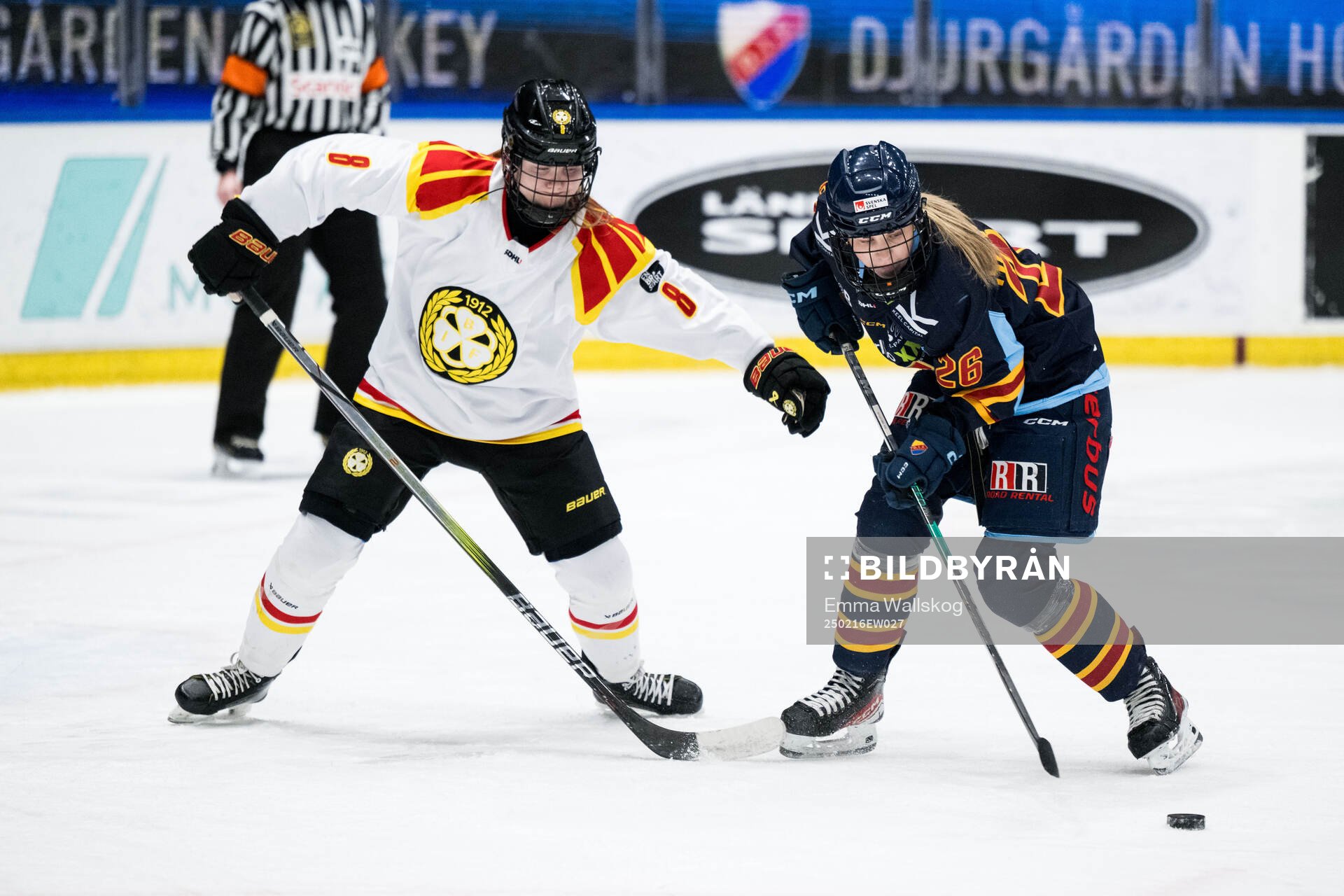 Brynäs Oona Koukkula och Djurgårdens Alva Hellqvist