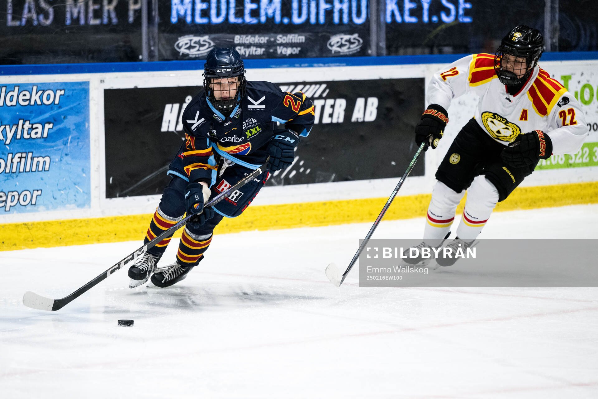 Djurgårdens Wilma Georgny och Brynäs Hanna Thuvik