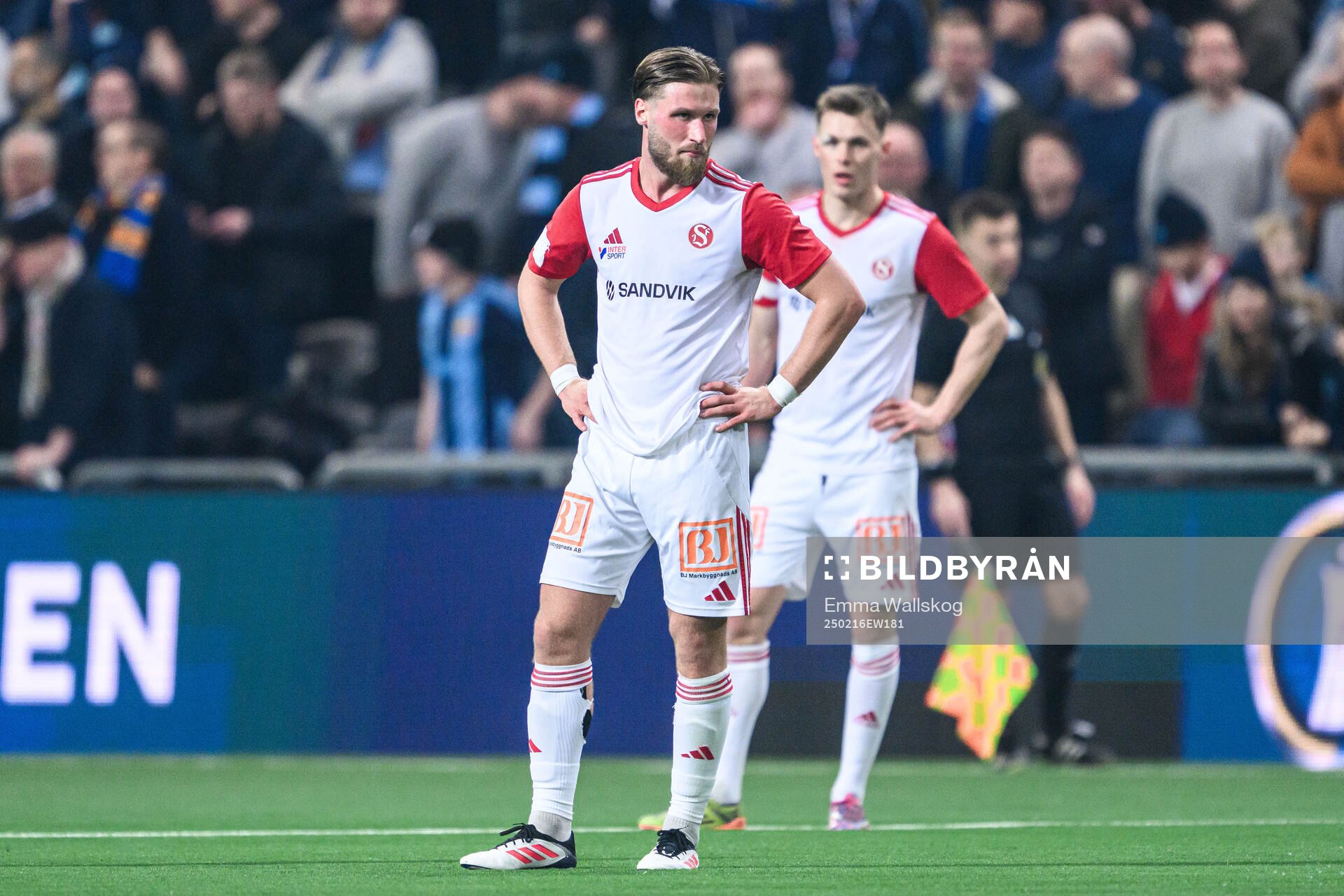 Sandvikens IFs Emil Engqvist deppar