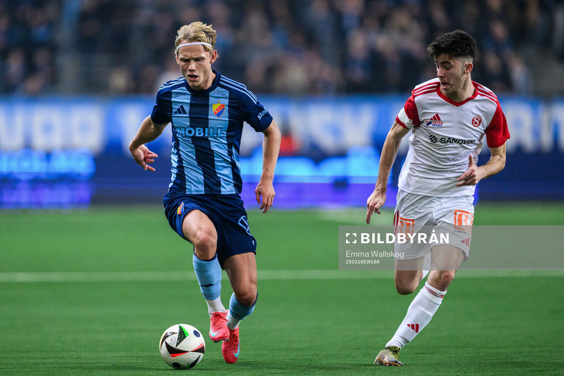 Djurgårdens Tobias Gulliksen och Sandvikens IFs Adam Kiani