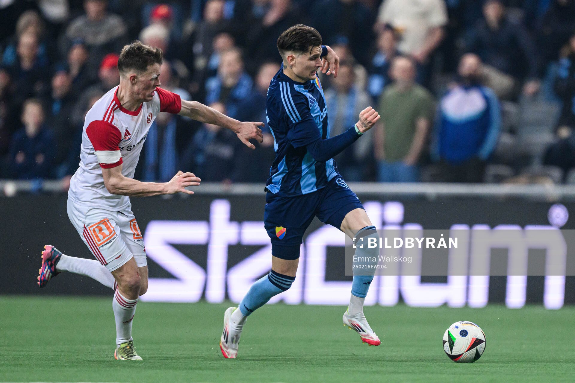 Sandvikens IFs Daniel Söderberg och Djurgårdens Nino