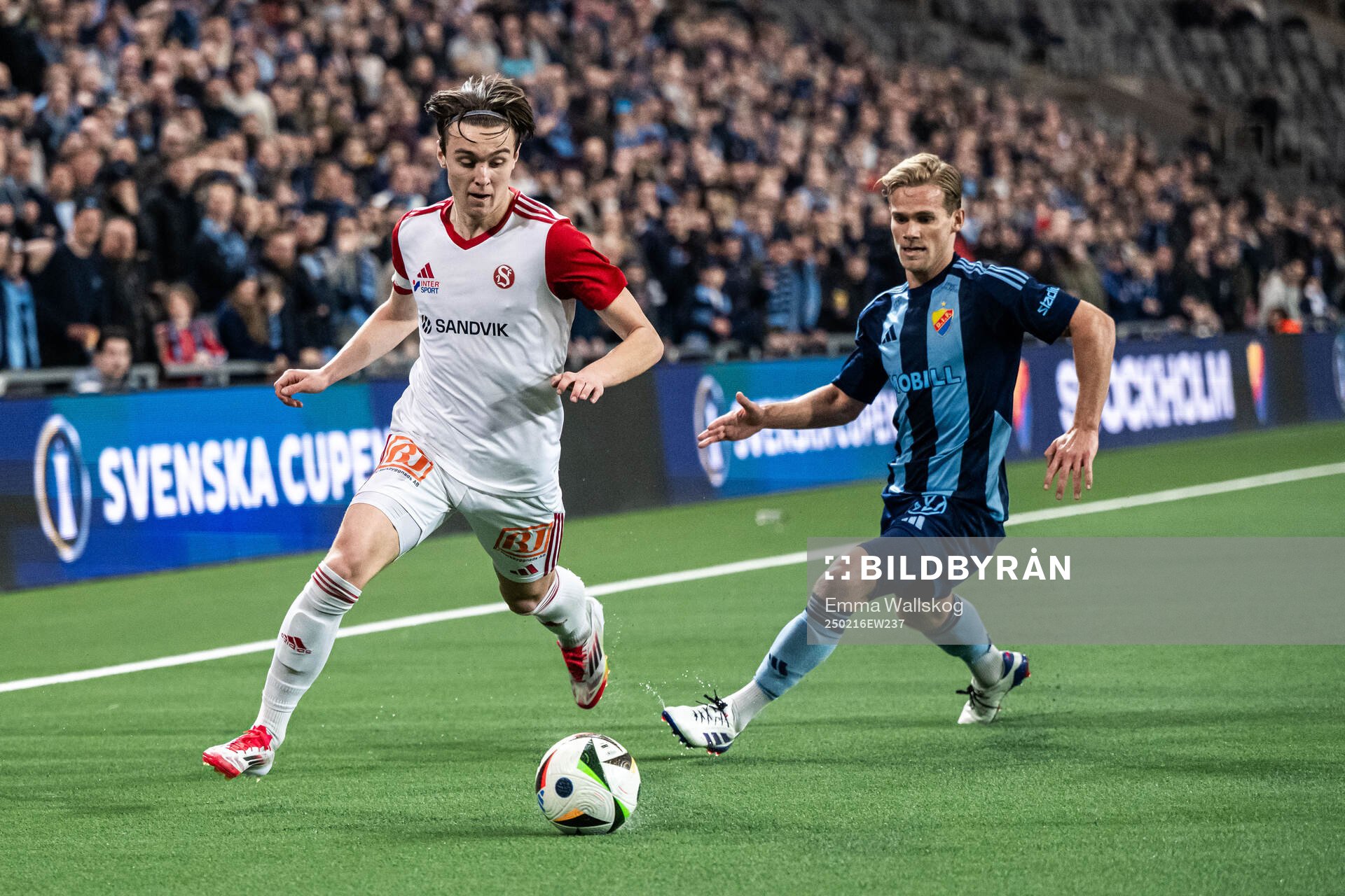Sandvikens IFs Oscar Sjöstrand och Djurgårdens Hampus