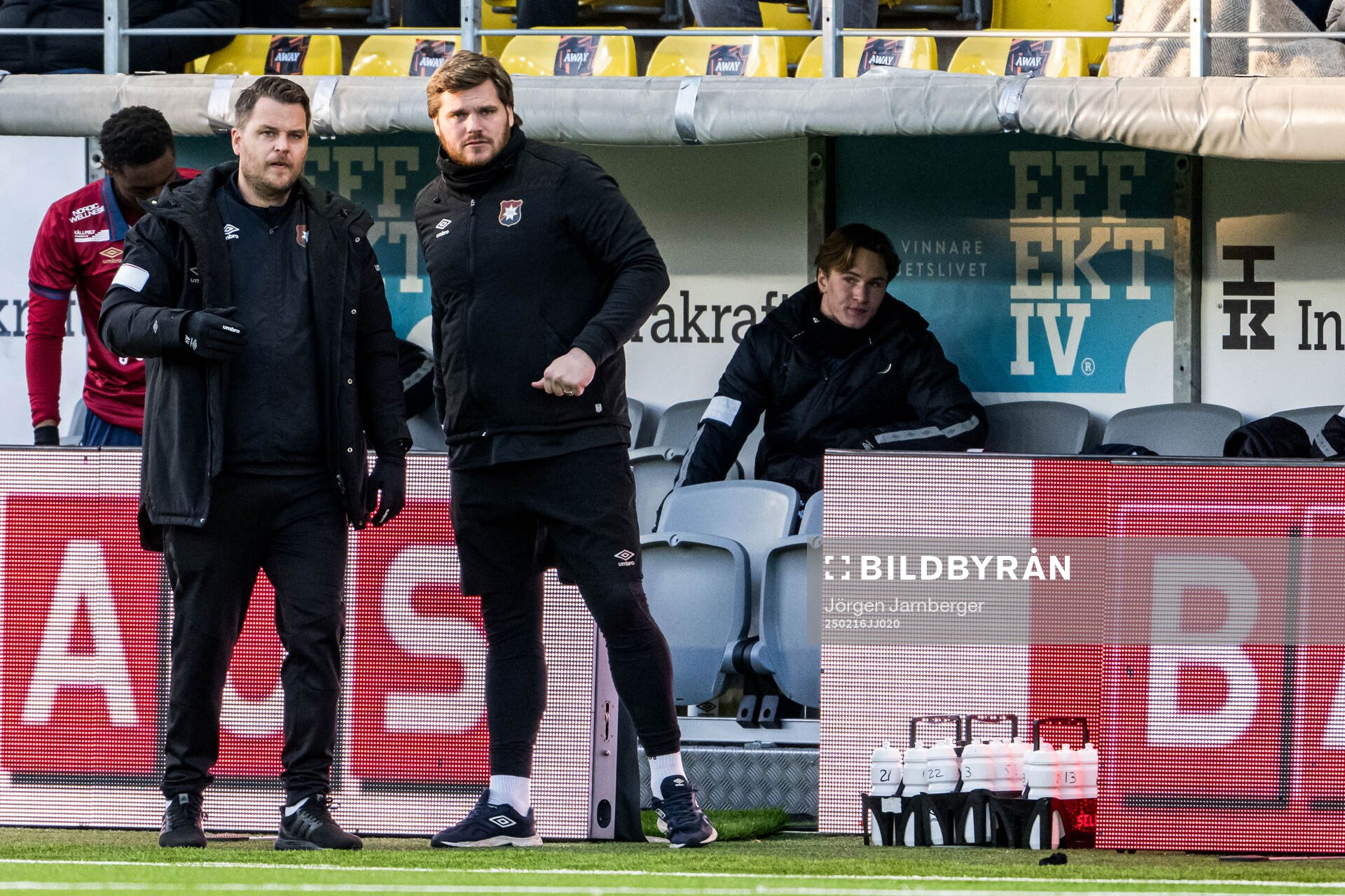 Örgrytes tränare Andreas Holmberg och assisterande