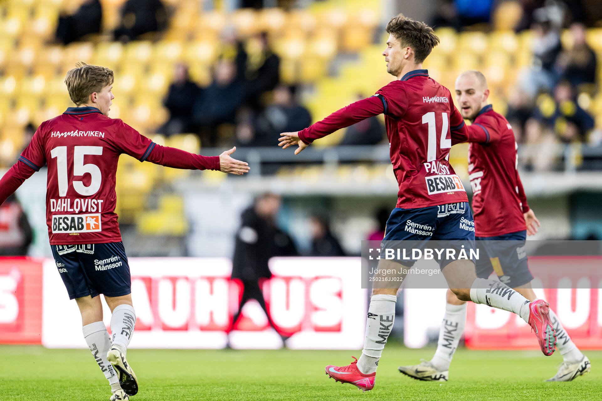 Örgrytes Daniel Paulson jublar