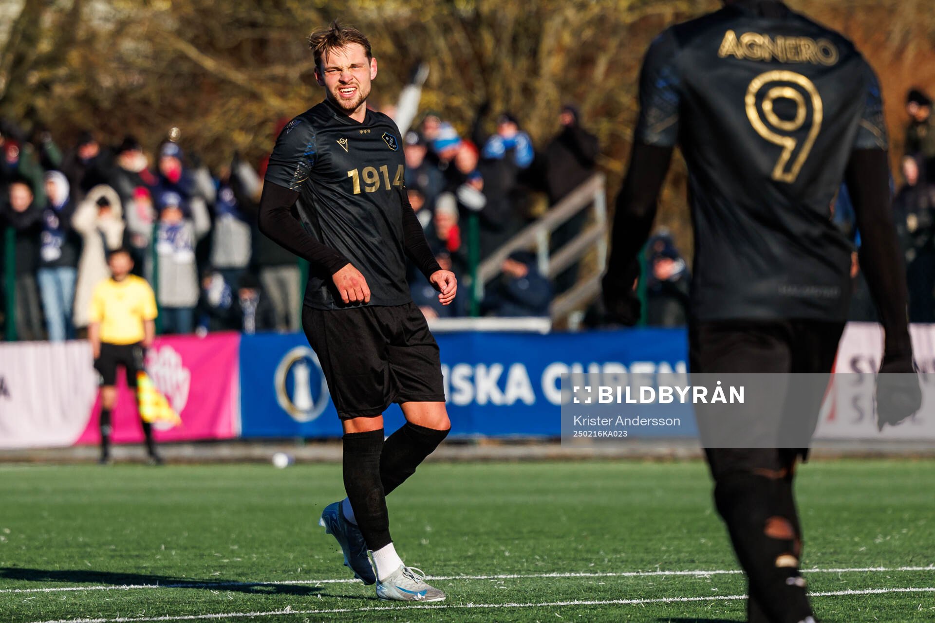 Halmstads Pawel Chrupalla jublar