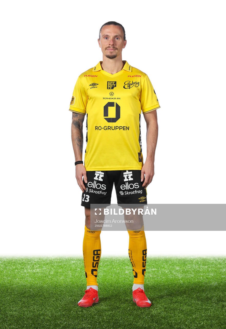 Elfsborgs Niklas Hult poserar för ett porträtt den 17 februari 2025 i Borås.