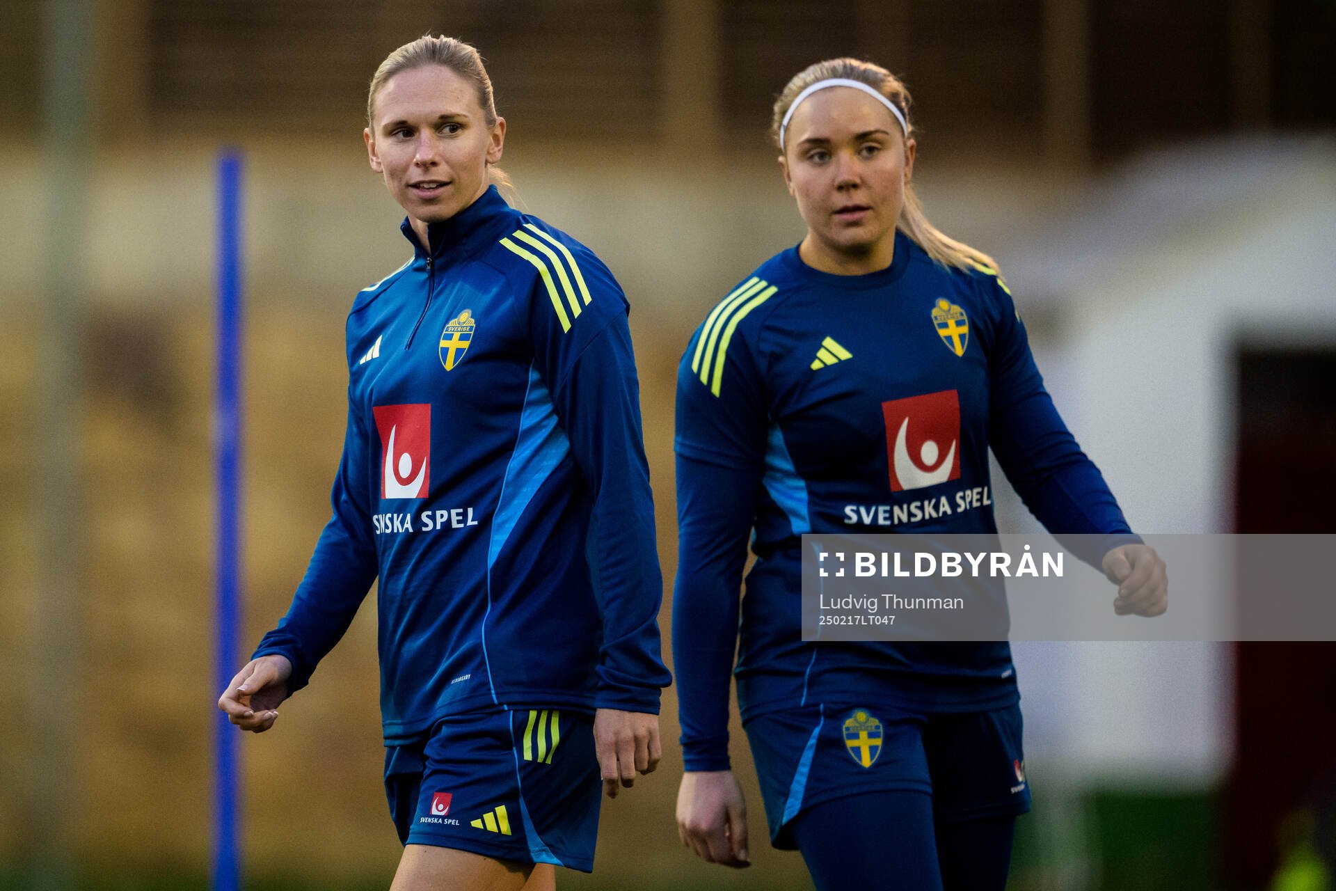 Jonna Andersson and goalkeeper Sofia Hjern