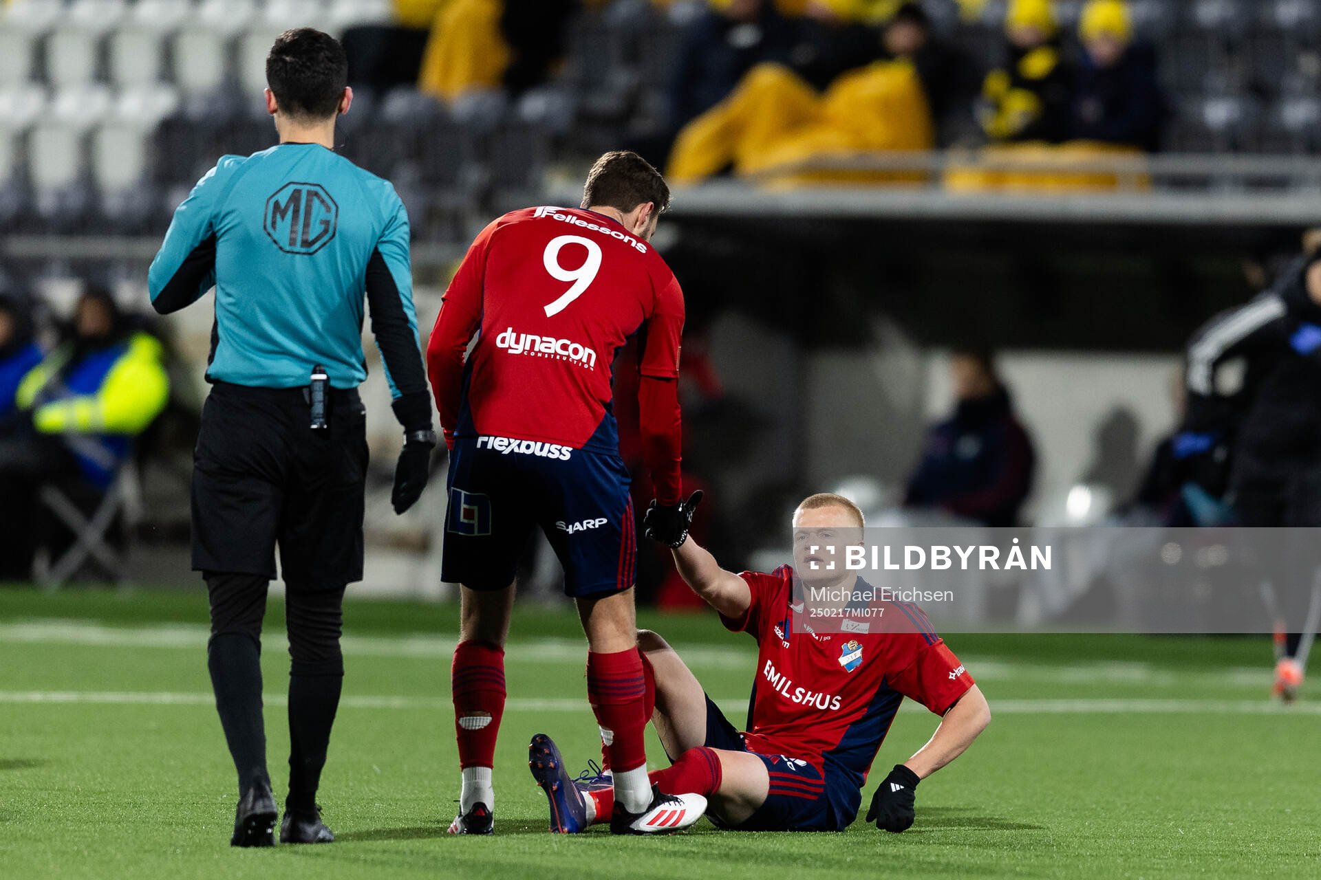 Östers Axel Lindahl tvingas byta