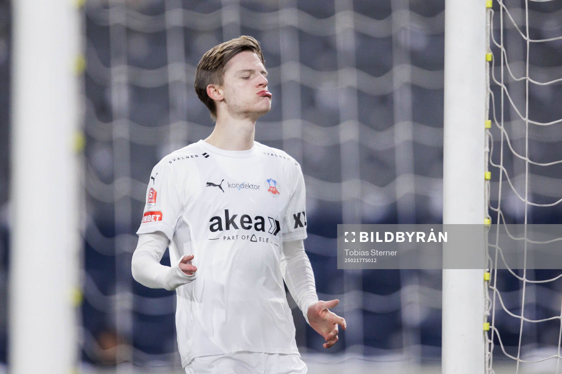 Helsingborgs Adrian Svanbäck deppar