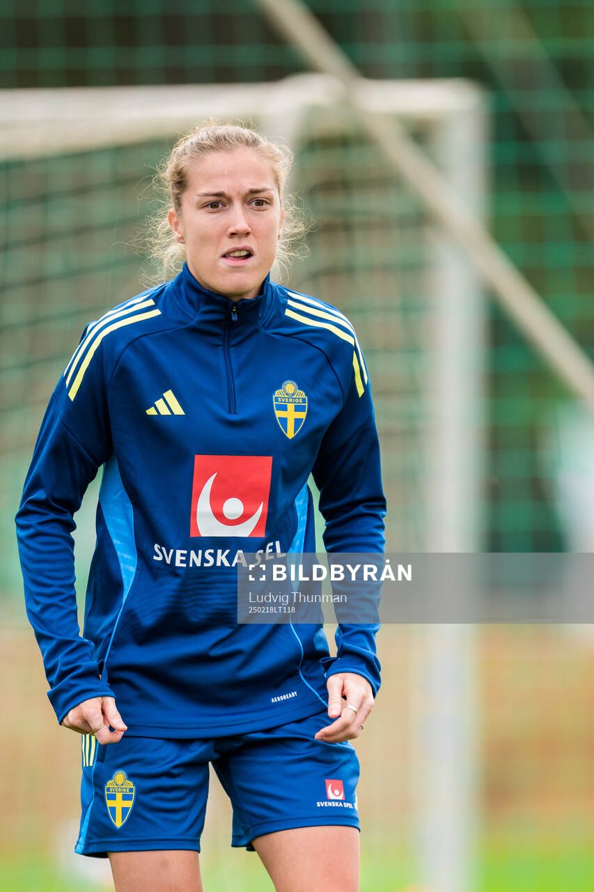 Filippa Angeldahl of the women’s national football team
