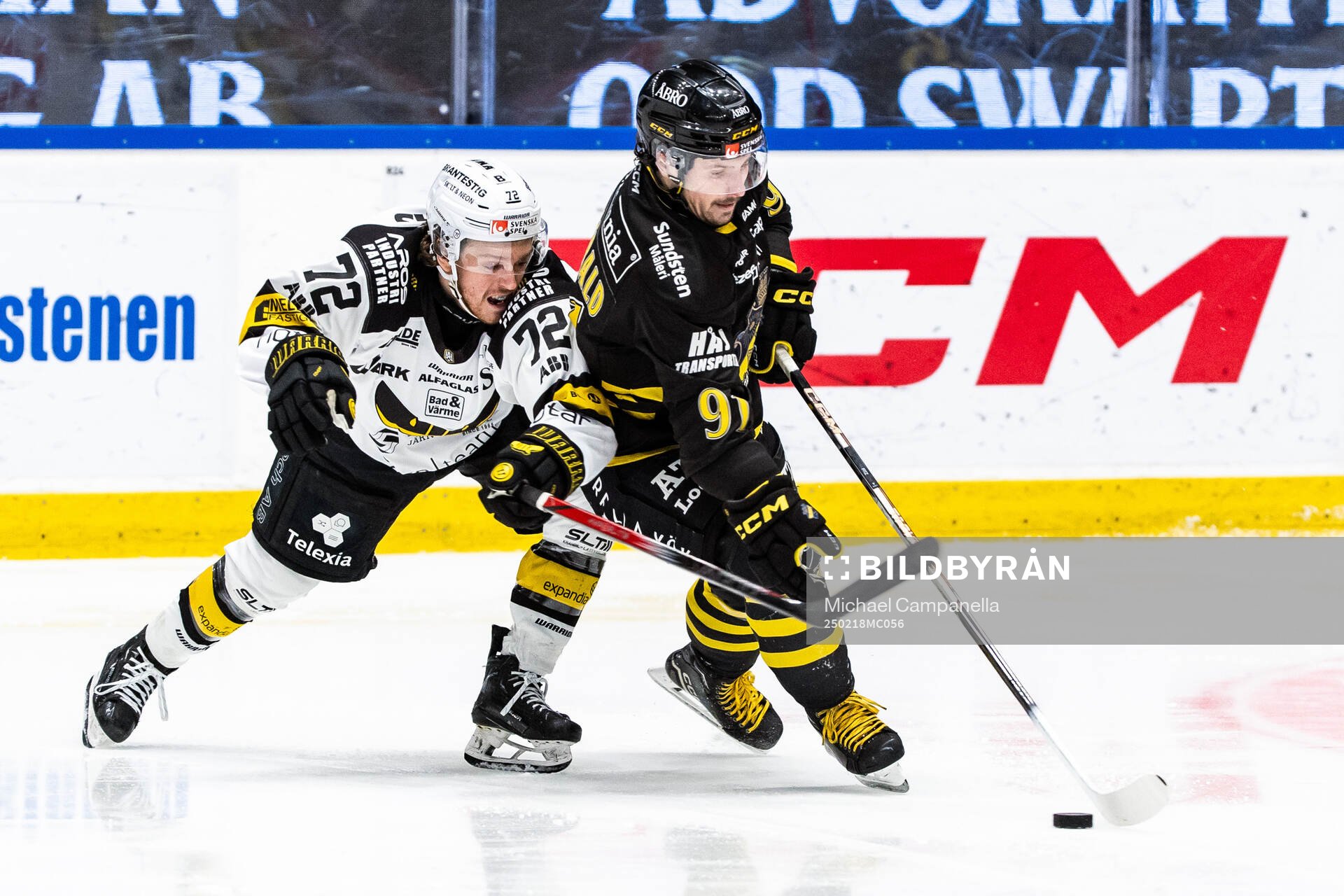 Västerås Patrick Grasso och AIKs Gerry Fitzgerald
