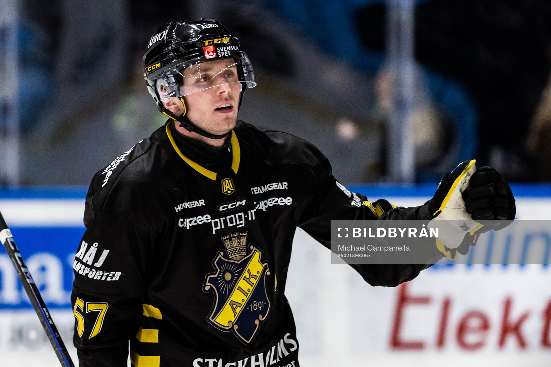 AIKs Alfred Barklund jublar