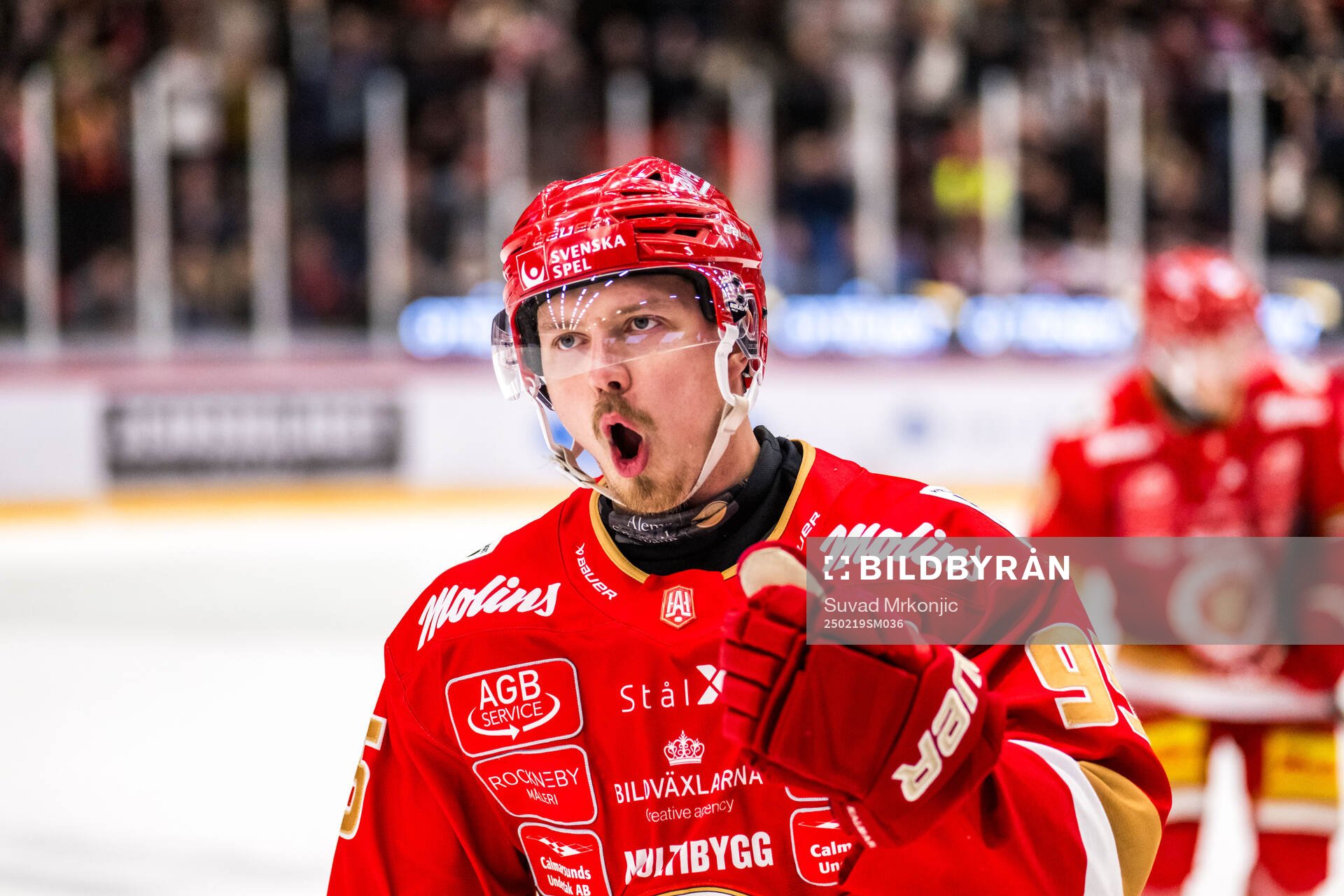 Kalmars Teemu Väyrynen jublar