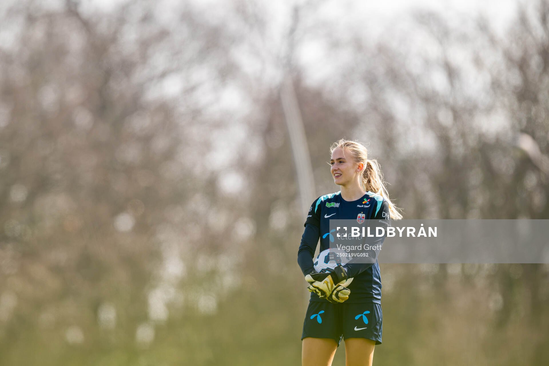 Goalkeeper Selma Panengstuen of the Norwegian women's national football team during a training session on February 19, 2025 in Toulouse.