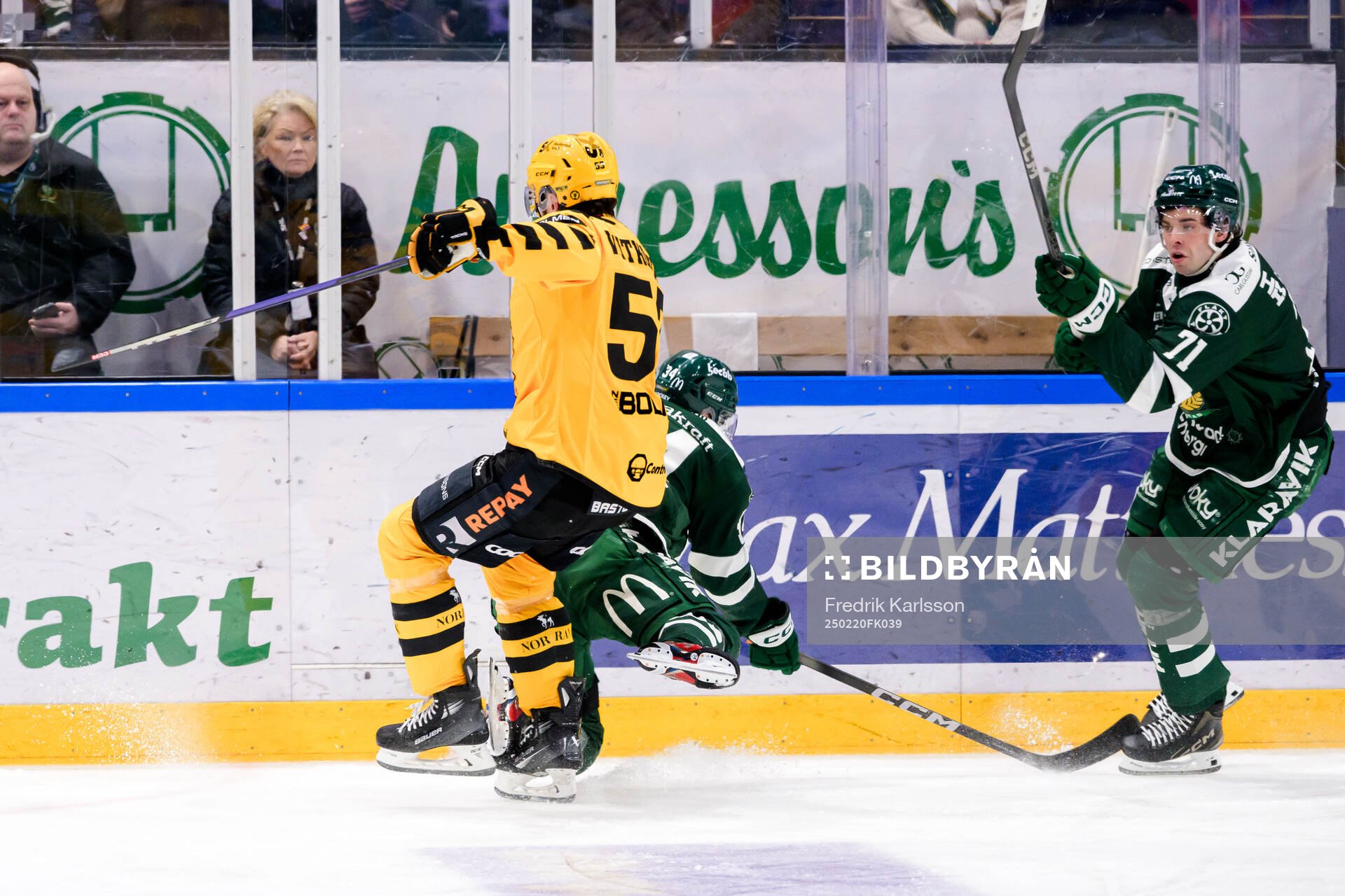 Skellefteås Luke Witkowski och Färjestads Michael