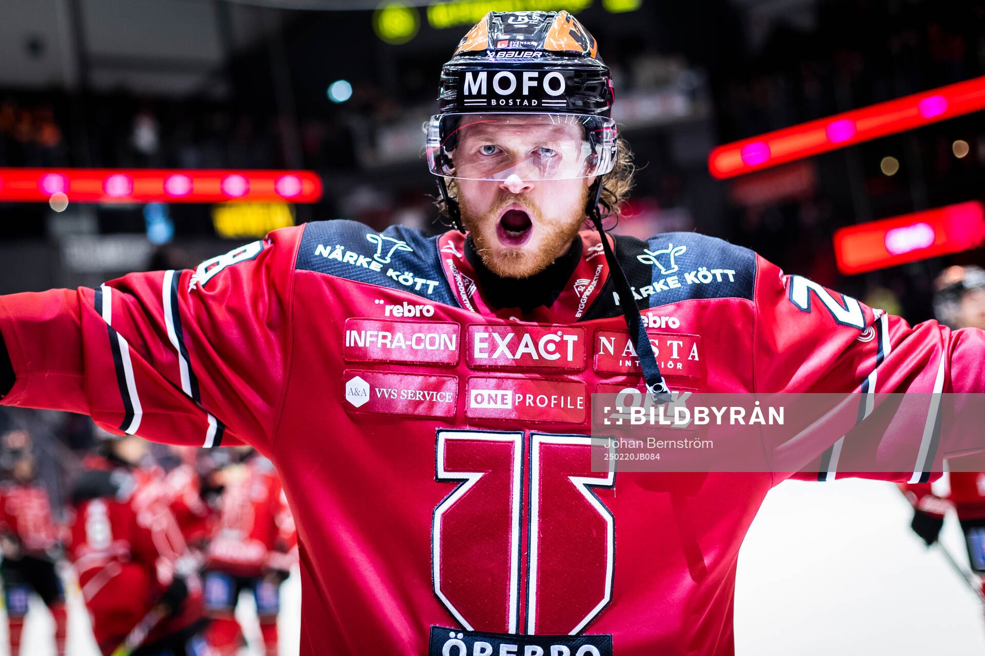Örebros Linus Arnesson jublar