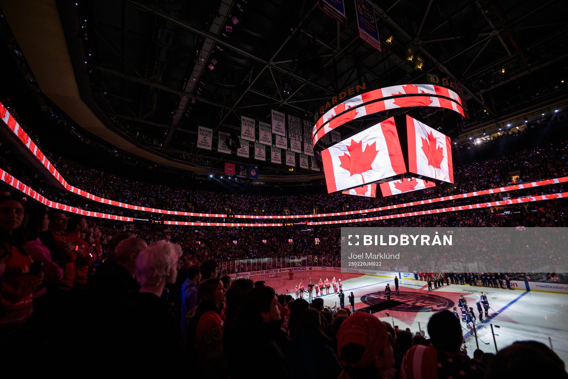 Players of Canada and USA