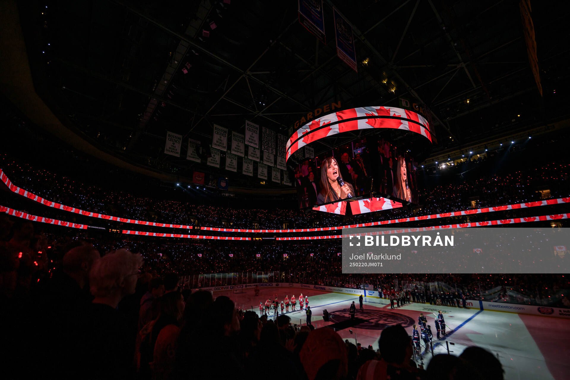 Chantal Kreviazuk sings the national anthem of Canada